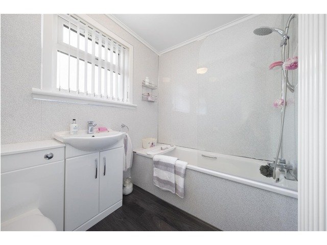 Arran Cottage, 6 Stratheden Court, Cupar