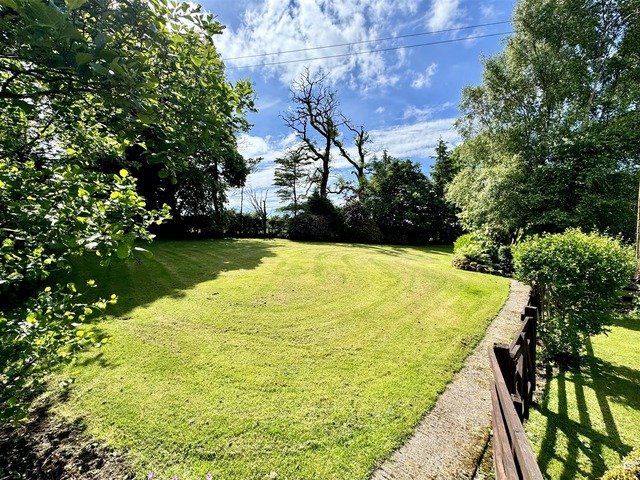 High Kype Road, Strathaven